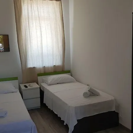 Πανσιόν Vienna Baška