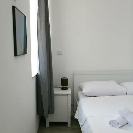 Vienna 招待所 4*